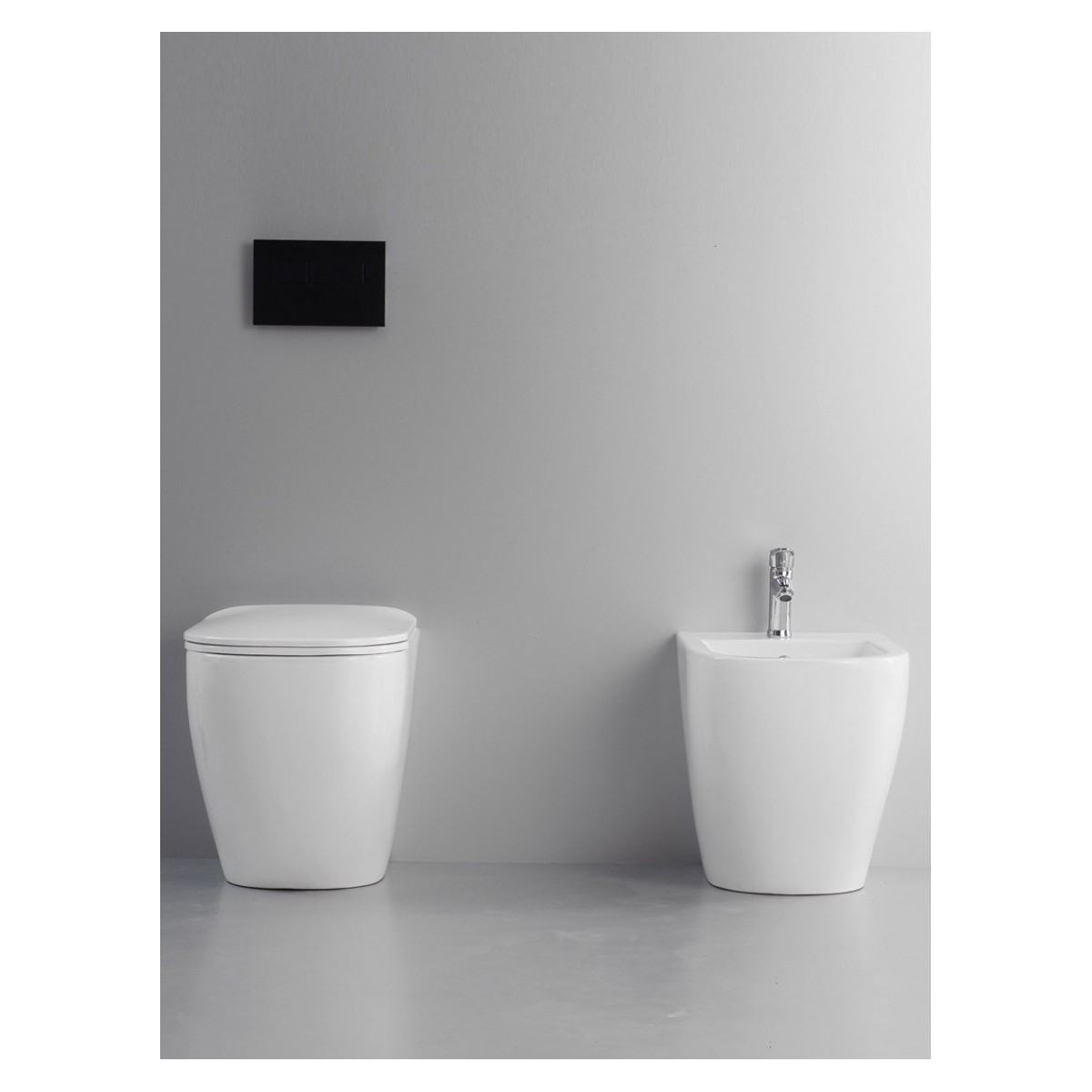 Toilettes et bidet sans rebord de toilettes sanitaires muraux ont ralenti le couvercle de la tasse | Kolly