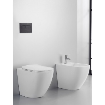 Toilettes et bidet sans rebord de toilettes sanitaires muraux ont ralenti le couvercle de la tasse | Kolly