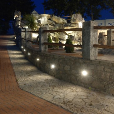 Segnapassi da incasso 2W a led bianco Guess Square