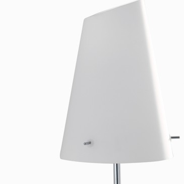 Lampada da tavolo 60W E27 altezza 44cm bianca LOCKE. Punto luce dal design moderno ed essenziale.