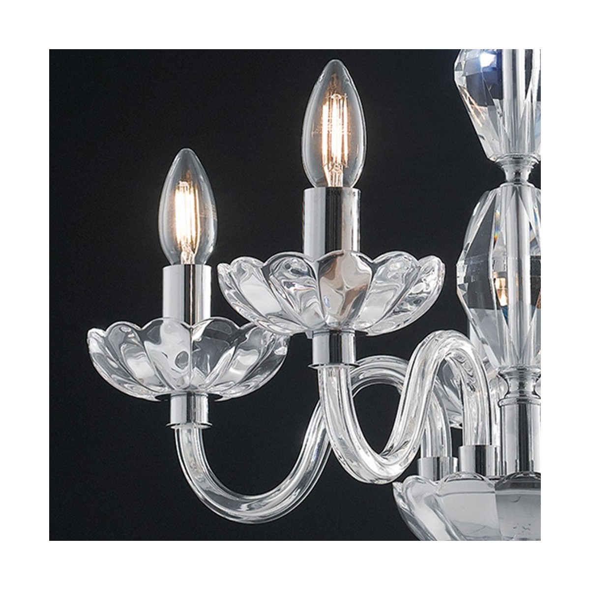 Lustre en cristal avec des finitions chromées 8 lumières Riflesso Line